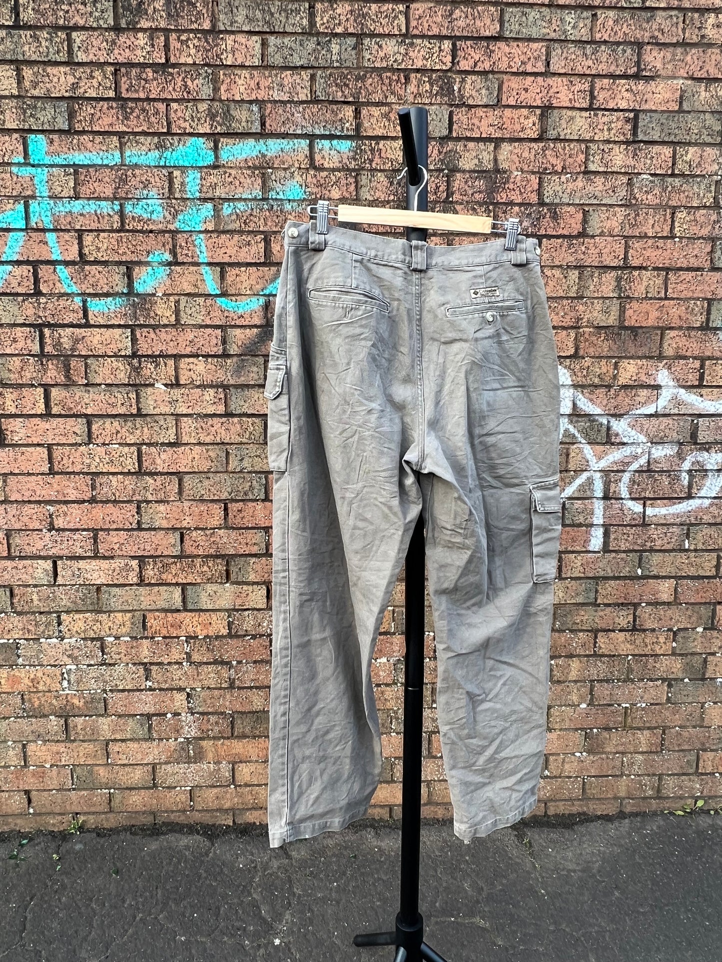 Y2K Columbia Sportswear Cargo Trousers