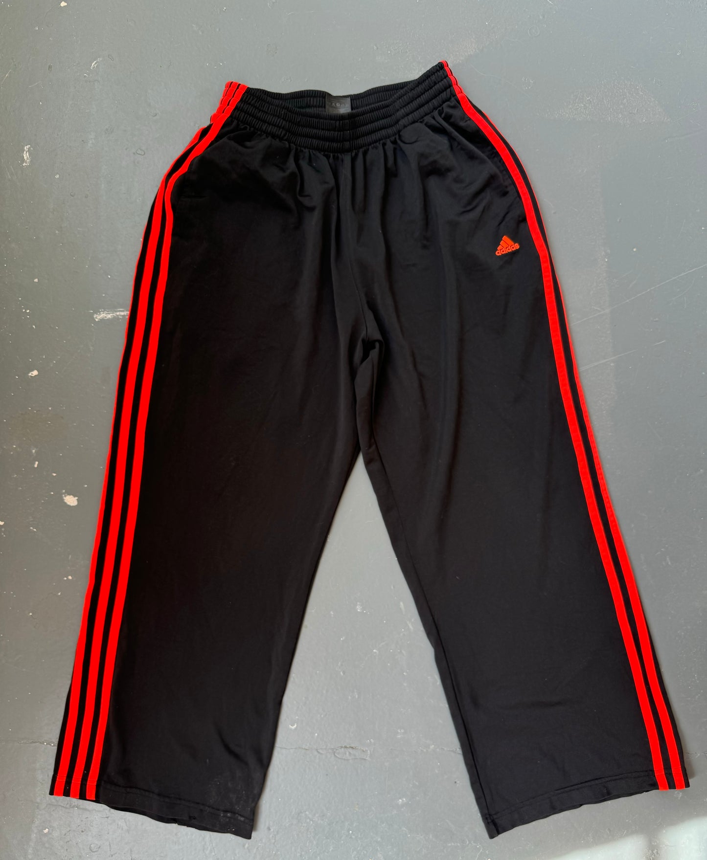 Vintage Adidas 3 strip track pants