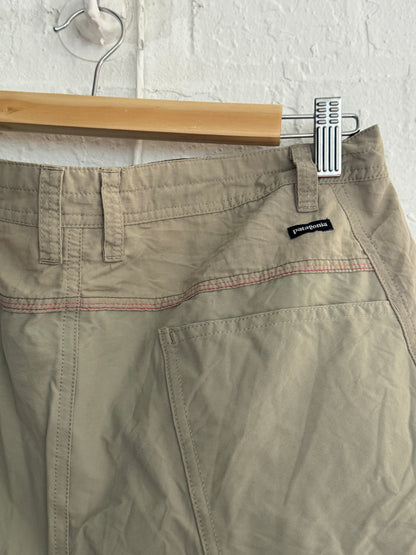 Vintage Patagonia Cream shorts - 34”