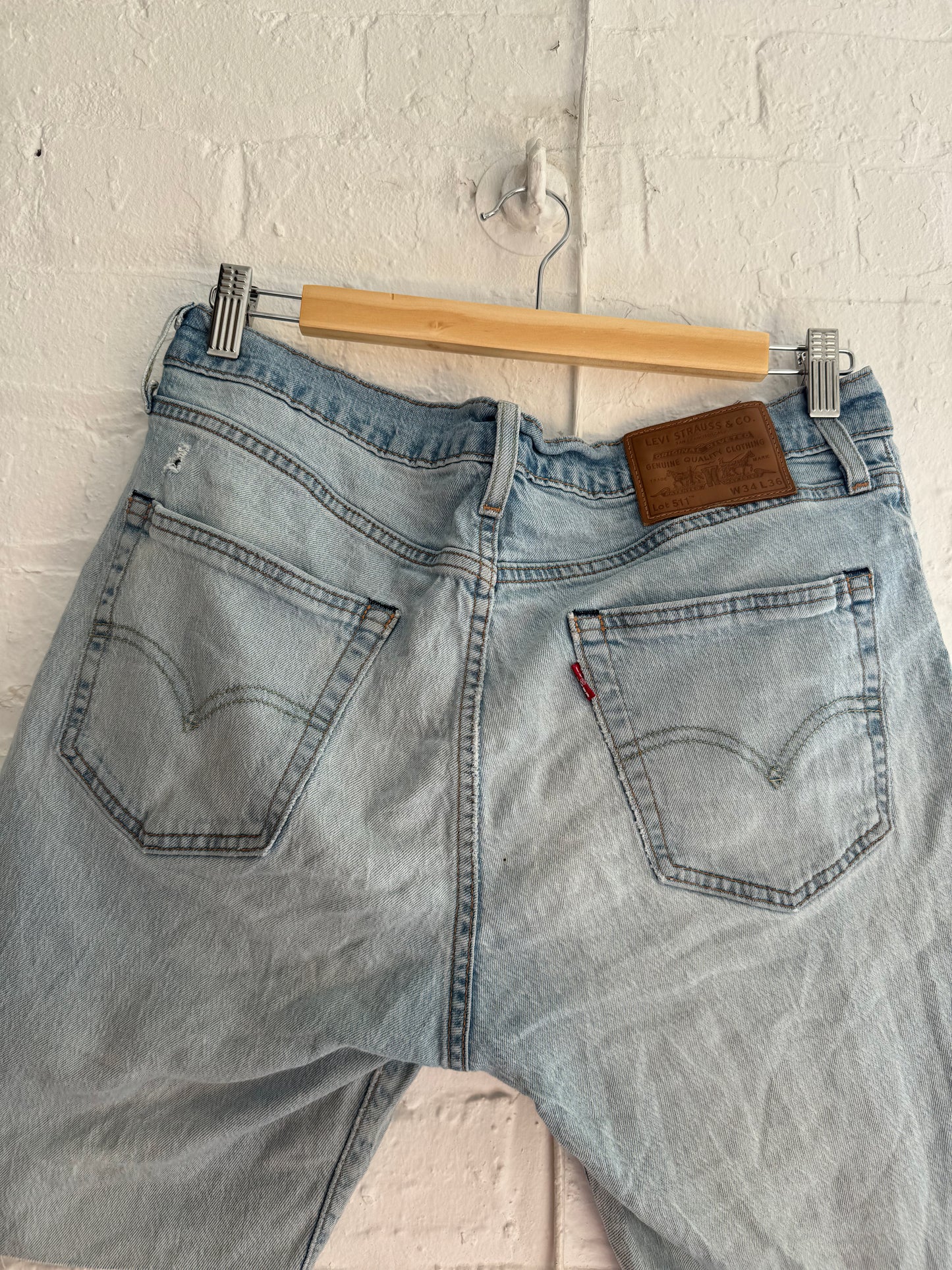 Vintage Levis blue faded shorts - 34”