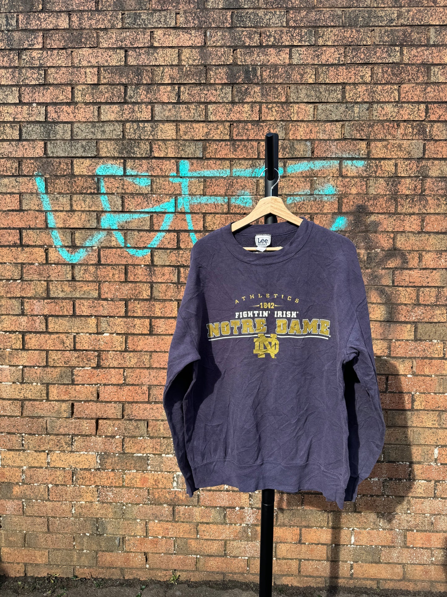 Vintage Women's Notre Dame University Sweatshirt